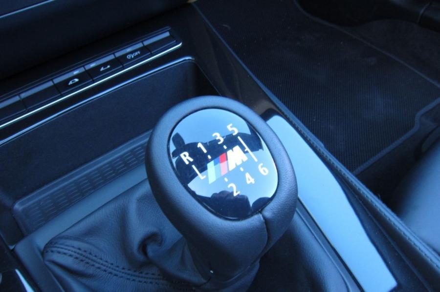  BMW Z4 sDrive 2.8i 2012 года  (фото 15 из 43)